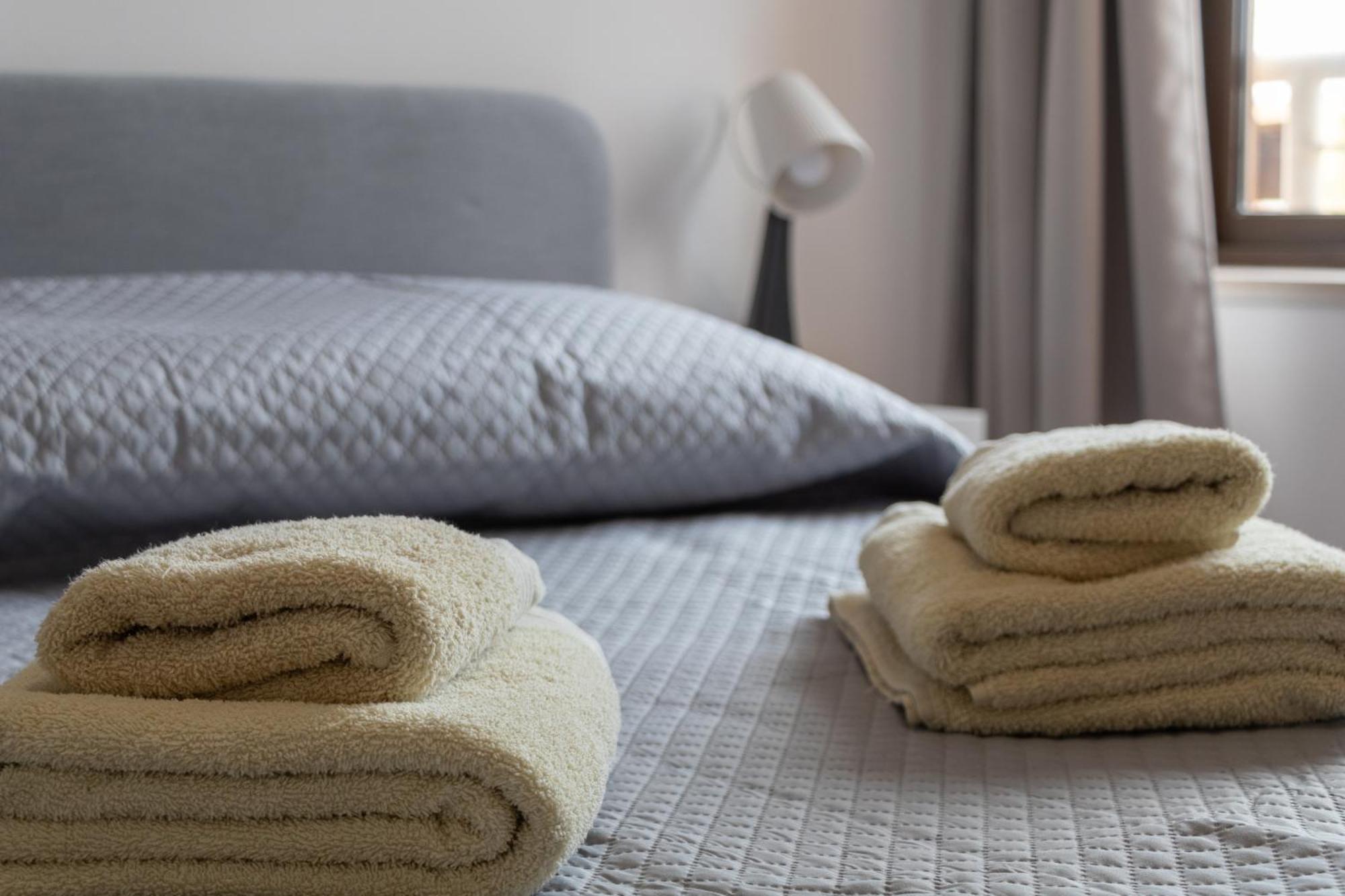 Blife Ricardya Private Rooms Faro Bagian luar foto