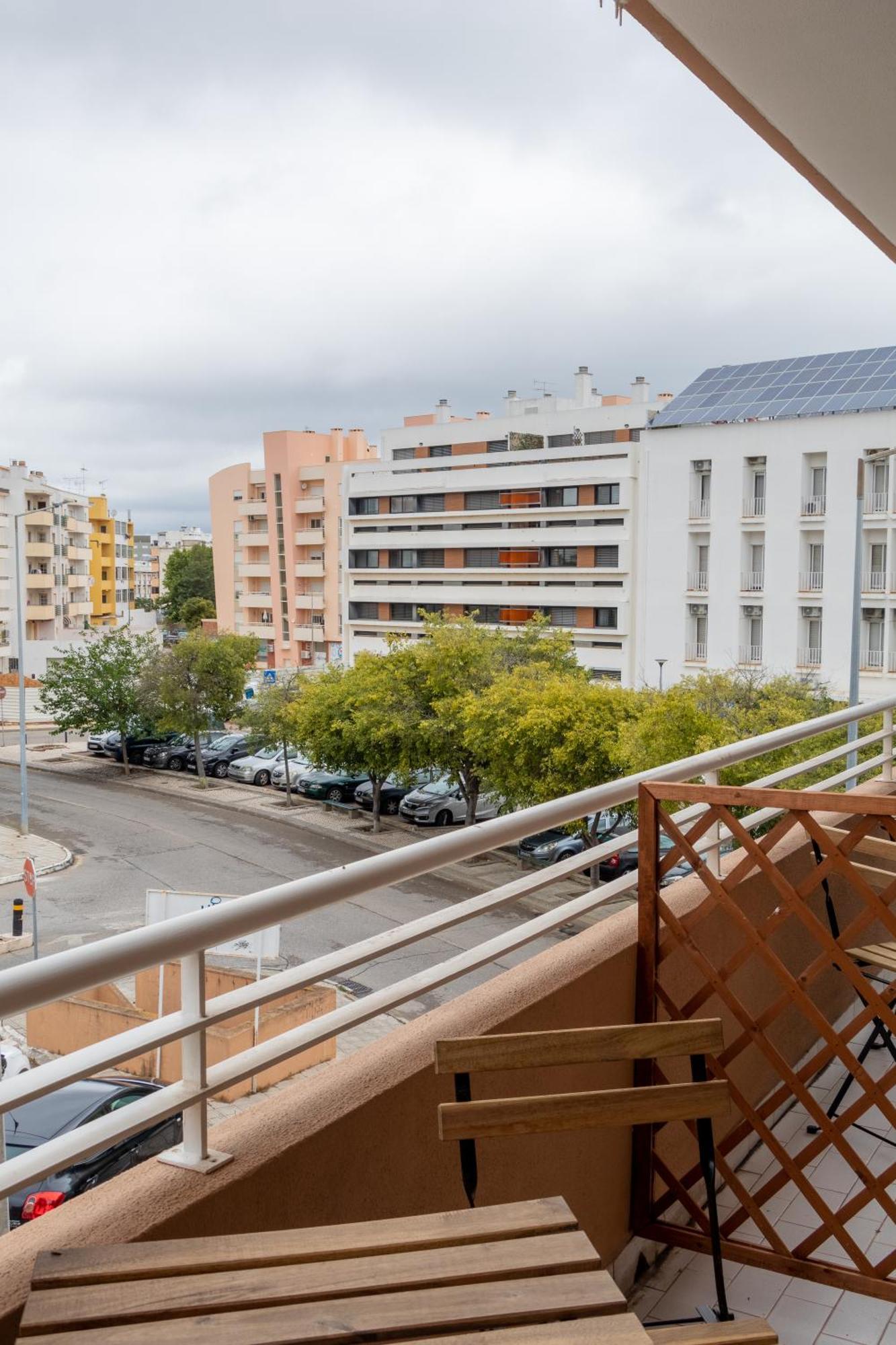 Blife Ricardya Private Rooms Faro Bagian luar foto