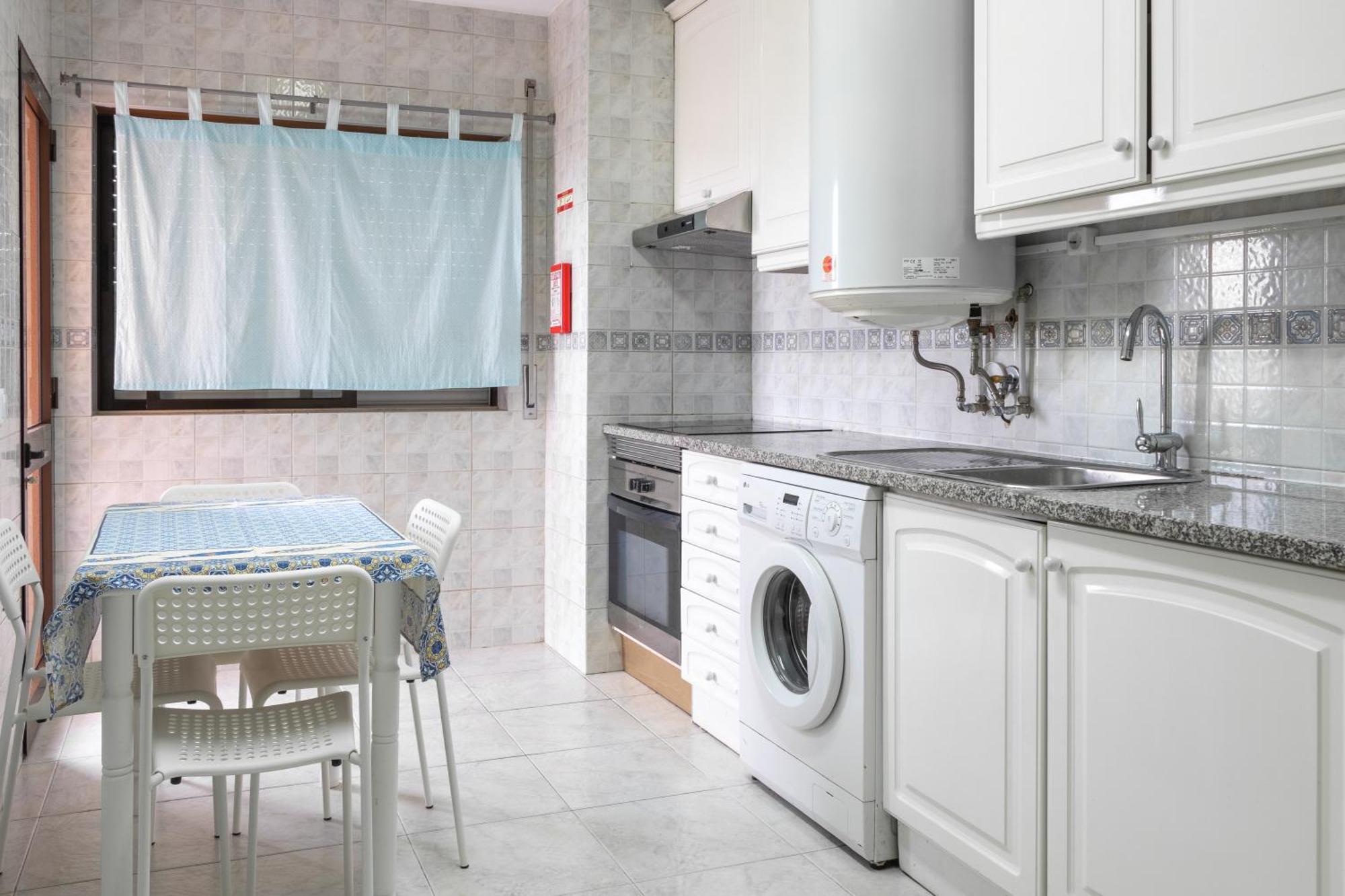 Blife Ricardya Private Rooms Faro Bagian luar foto